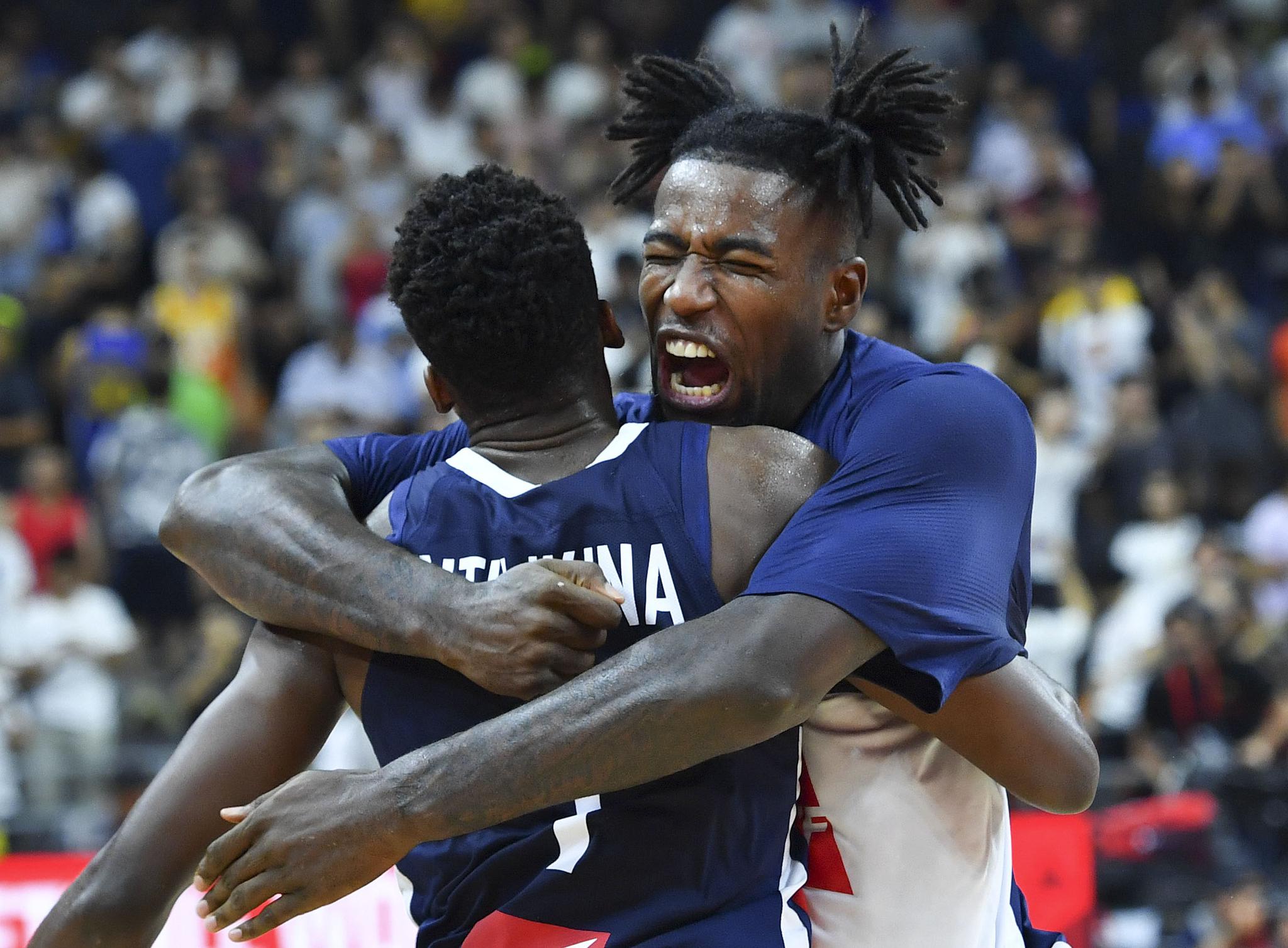 米兰电竞官网-英格兰大胜晋级，黑马捷克小组赛告别